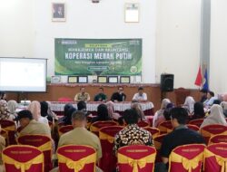 FEB Unissula Beri Pembinaan Pelaku UMKM di Desa Manggihan dan Desa Banyubiru