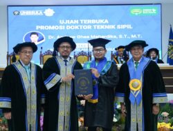 Fokus Penelitian Breakwater, Andrew Ghea Mahardika Raih Gelar Doktor PDTS Unissula