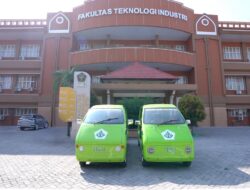 Keren! FTI Unissula akan Jadikan Mobil Listrik sebagai Mobil Operasional